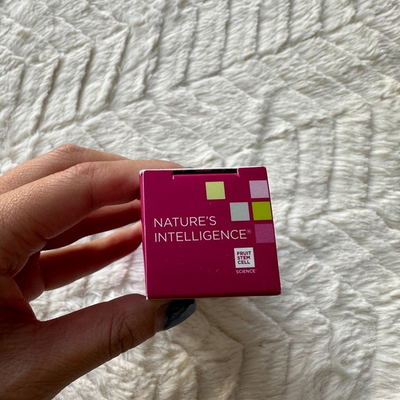 ANDALOU 1000 ROSES SOOTHING SQUALANE OIL - Picture 4 of 7